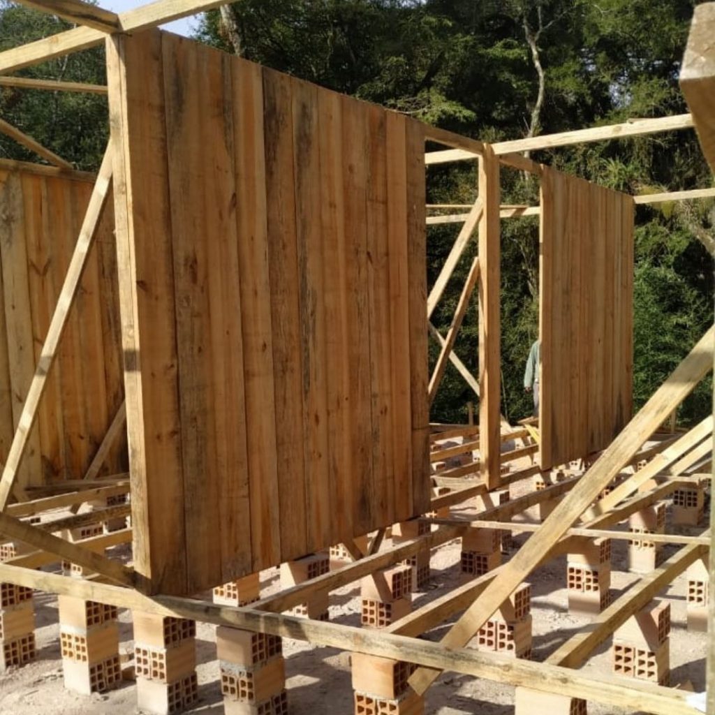 construção de casa de madeira em curitiba